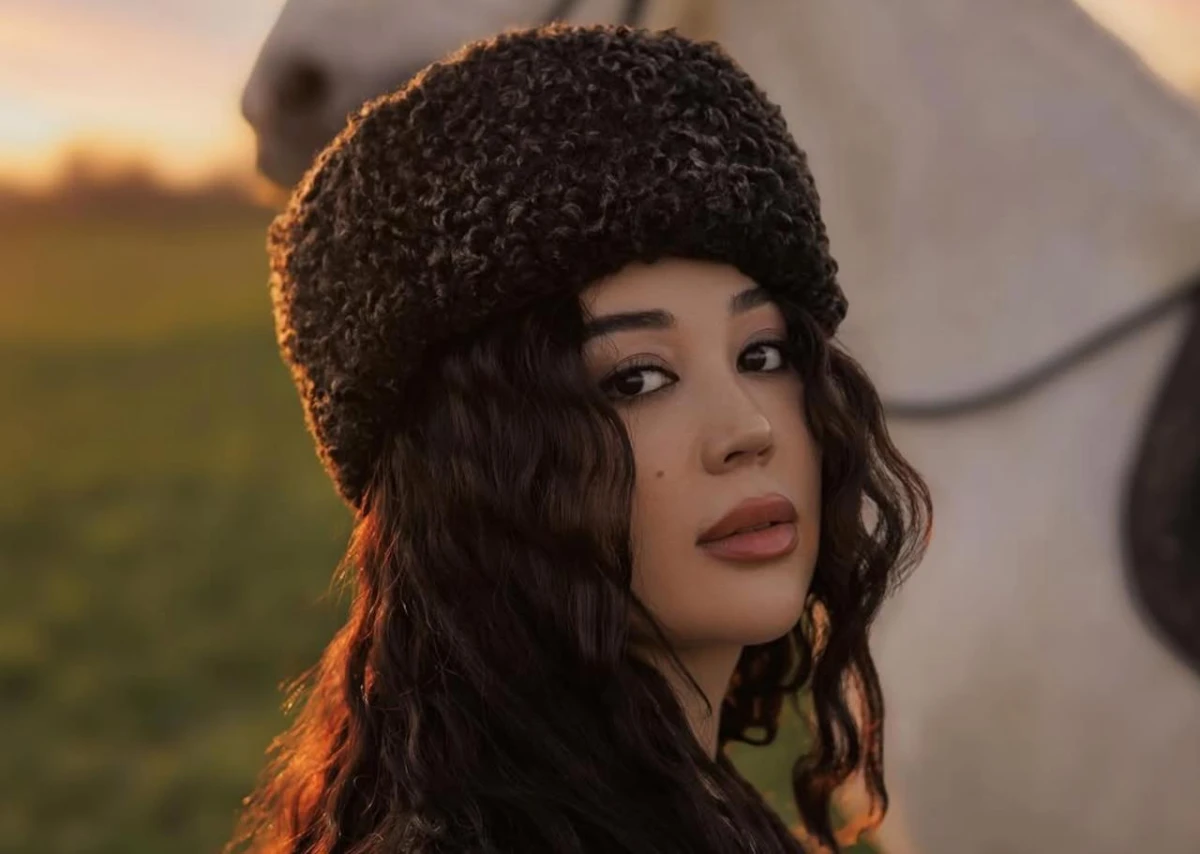 Asal Shodiyeva homiladorligiga shama qildi