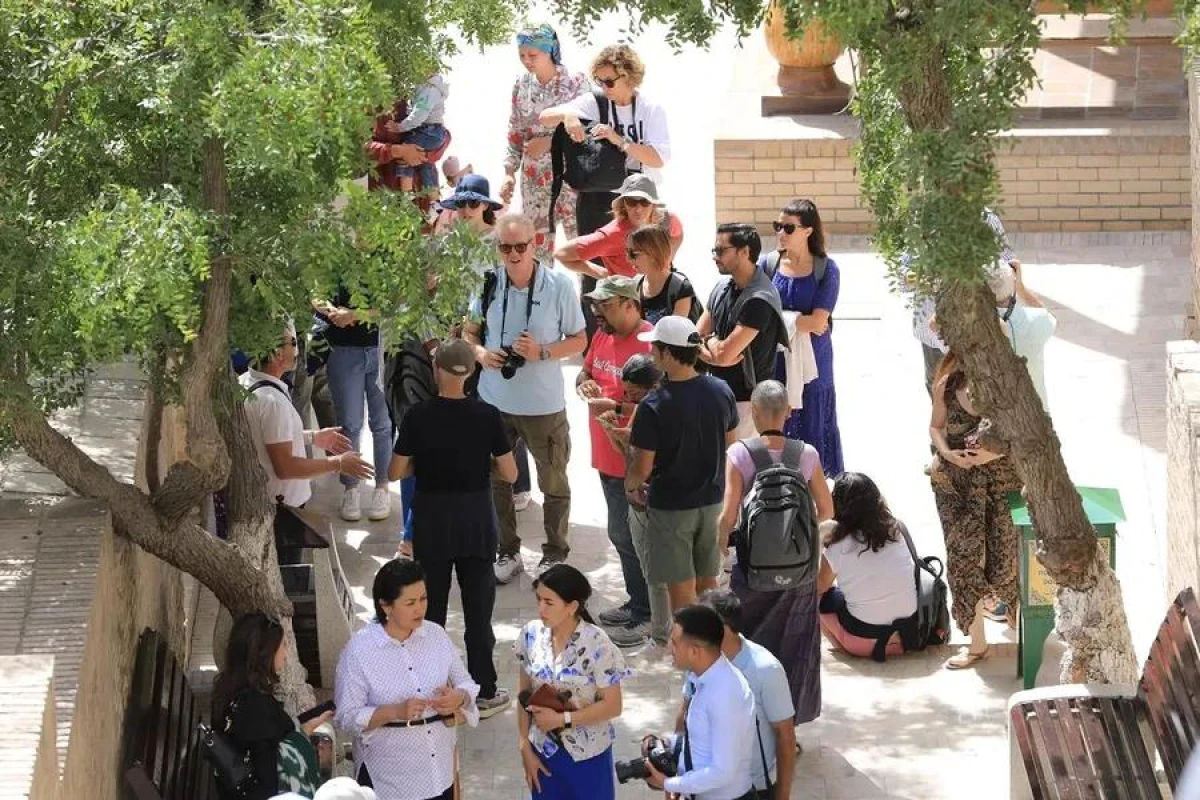 Yangi cho‘qqi: O‘zbekistonga bir oyda 1,1 million sayyoh tashrif buyurdi
