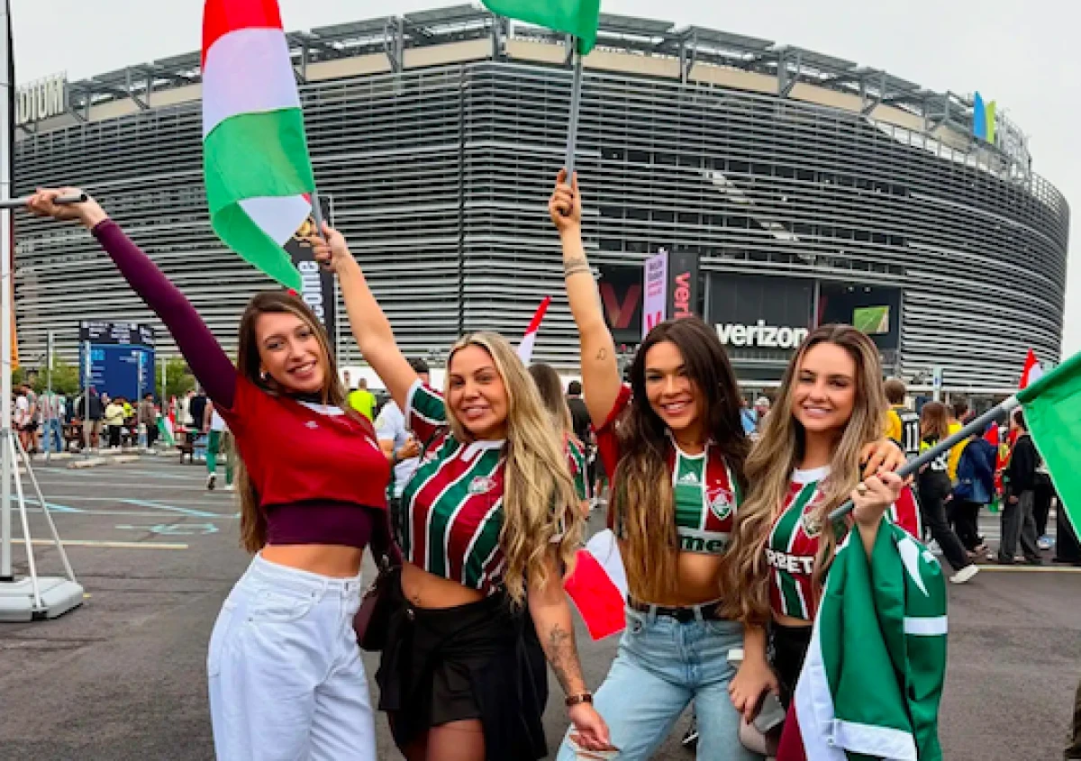 Futbol bo‘yicha 2025-yilgi klublar o‘rtasidagi jahon chempionatining eng go‘zal muxlis qizlar: go‘zallik tanloviga munosib suratlar