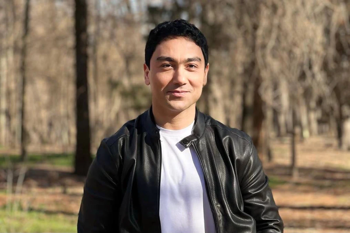 Adiz Rajabov nega oilasini ko‘rsatmasligini aytdi