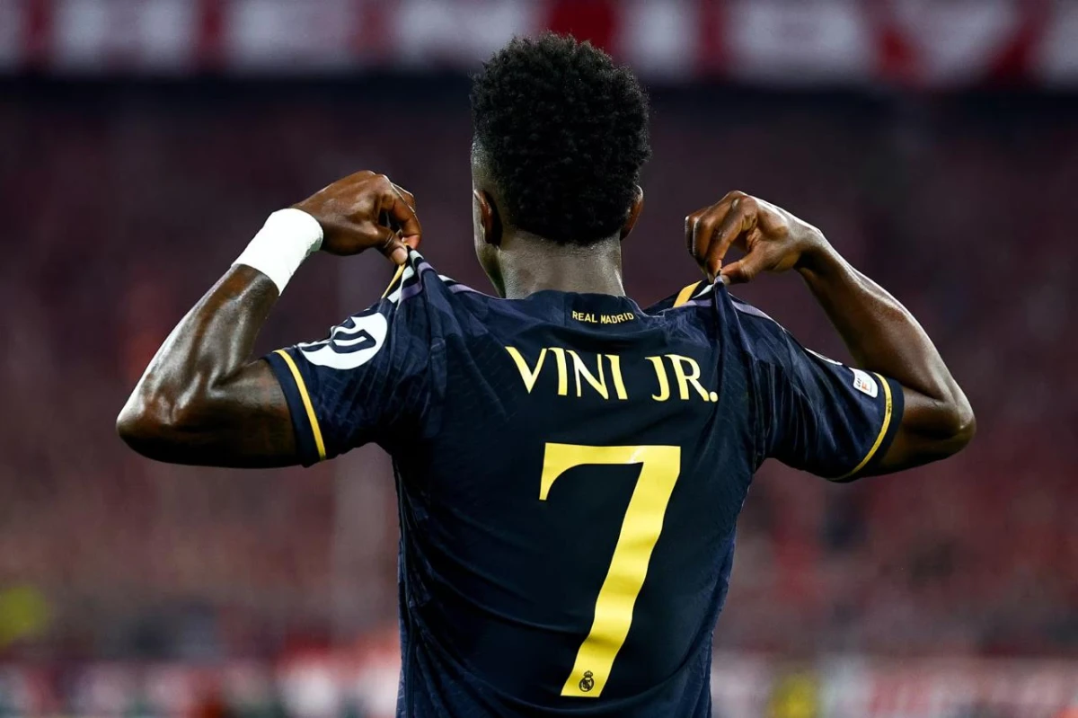 “Manchester Siti” Vinisius transferi uchun kurashga qo‘shildi