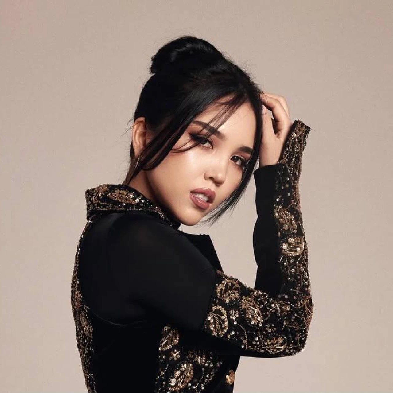 Yosh qizlarning kokrak uchlari fotosuratlari Lena Lyalkina Krasnodar porno video tomosha