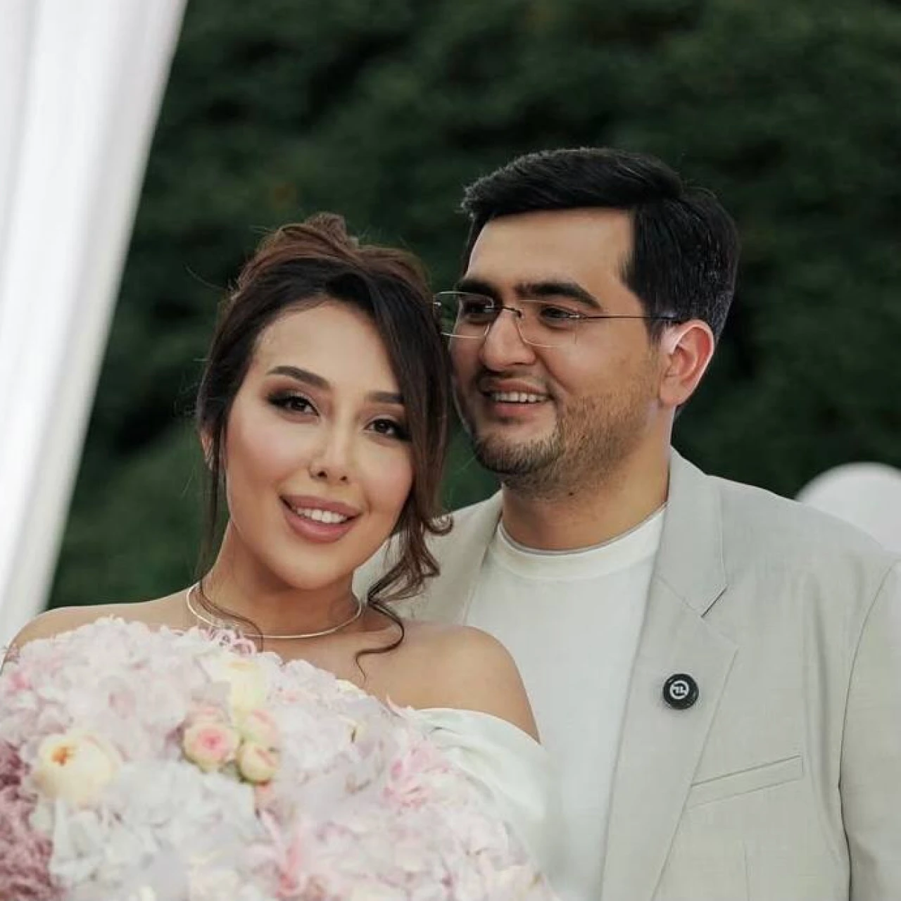 Xonanda Nikita yalangoch