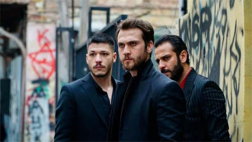 “Chuqur” qaytmoqda: mashhur turk seriali filmga aylanadi