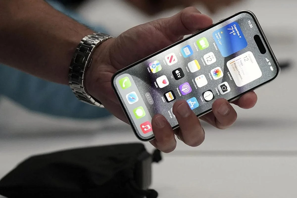Eng yupqa iPhone g‘ilofidan quvvat olishi mumkin — The Information