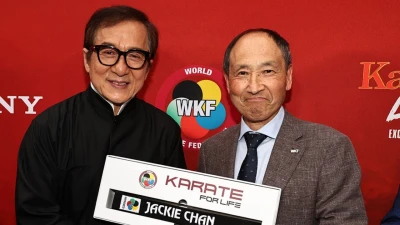 Jeki Chan karate bo‘yicha qora belbog‘ sohibi bo‘ldi