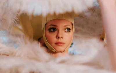 Какие фильмы и сериалы смотреть в июне 2025: дочки матери, гадкая сестра Золушки и как стать миллионером