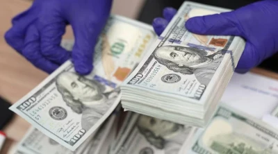 Yarim yilda aholi banklarga 3,7 mlrd dollar ortiq valyuta sotdi