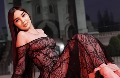 Bloger Sevinchka mini-ko‘ylakdagi suratlarini e’lon qildi