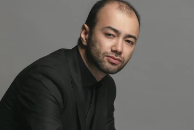 Aktyor Alisher Uzoqov havo ifloslanishidan shikoyat qildi