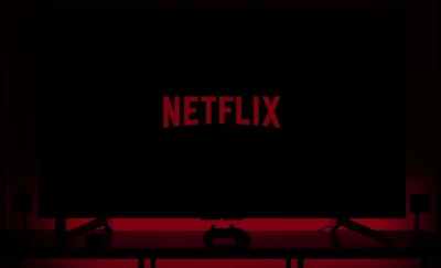 20 лучших сериалов на Netflix: от триллеров до комедий