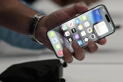 Eng yupqa iPhone g‘ilofidan quvvat olishi mumkin — The Information